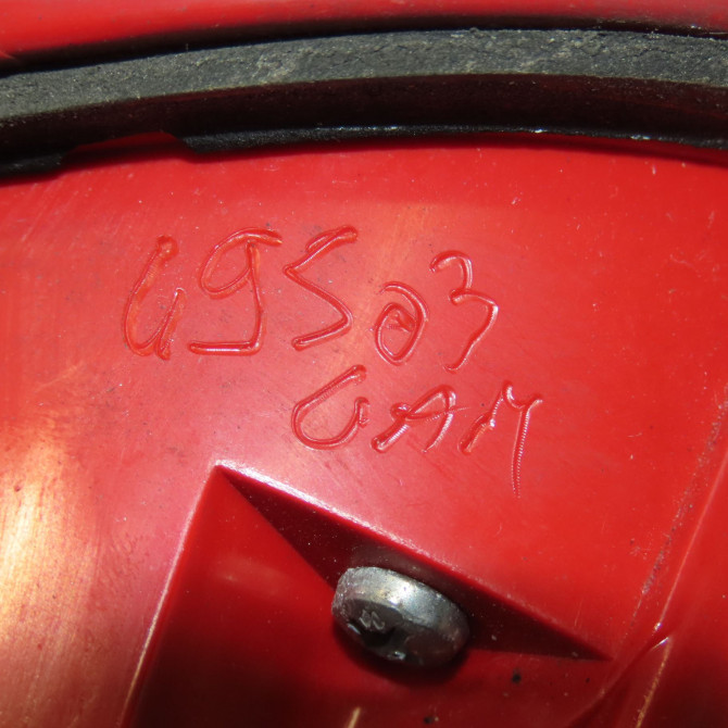 Feu arrière intérieur droit occasion  8P4945094D 4