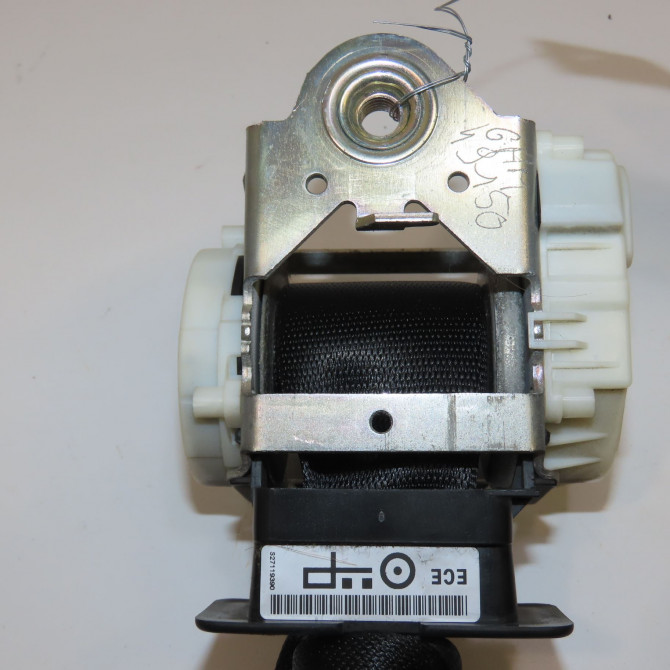 Ceinture avant droite occasion B.M.W. SERIE 3 V Phase 1 03-2005->09-2008 72119138246 3