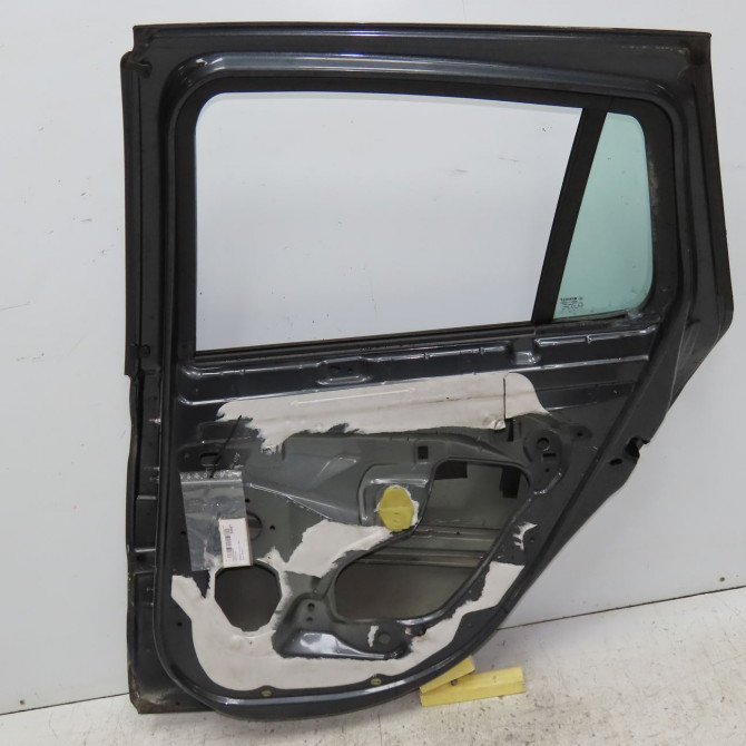 Porte arrière droite occasion RENAULT CLIO III Phase 1 04-1995->04-1999 1.5 DCI 70ch 7751478294 2