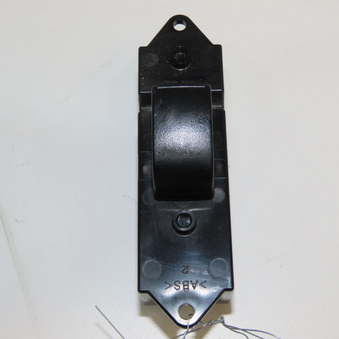 Commande leve-glace porte arrière droite occasion CITROEN C-CROSSER Phase 1 04-1995->04-1999 2.2 HDI 160ch 6490T1 1