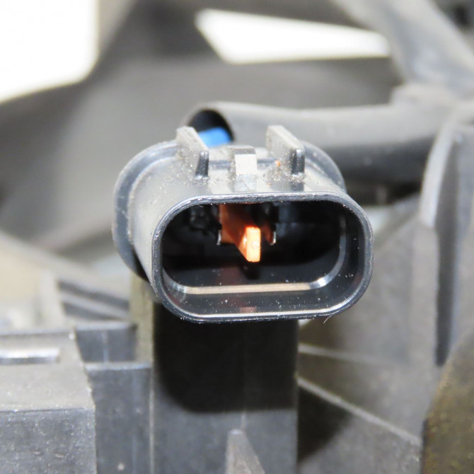 Ventilateur de refroidissement occasion CITROEN C-CROSSER Phase 1 04-1995->04-1999 2.2 HDI 160ch 1253K9 4