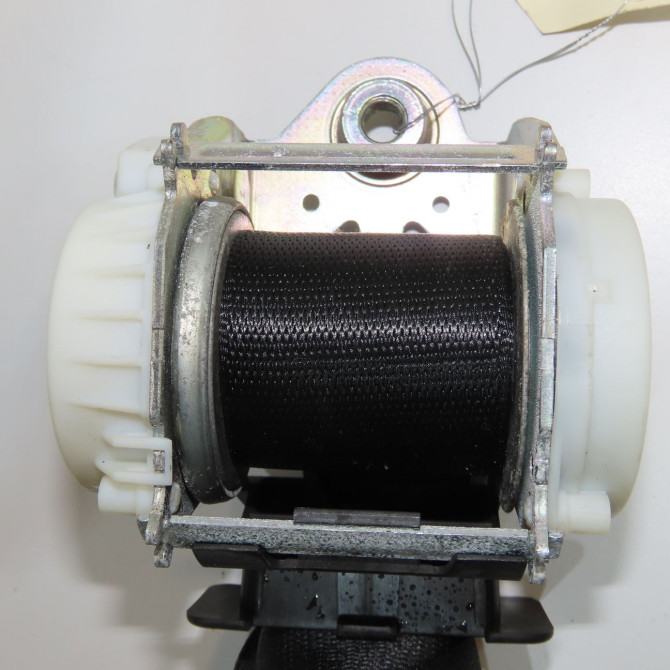 Ceinture avant droite occasion B.M.W. SERIE 1 I Phase 1 01-2007->07-2011 118d 143ch 72119138246 2