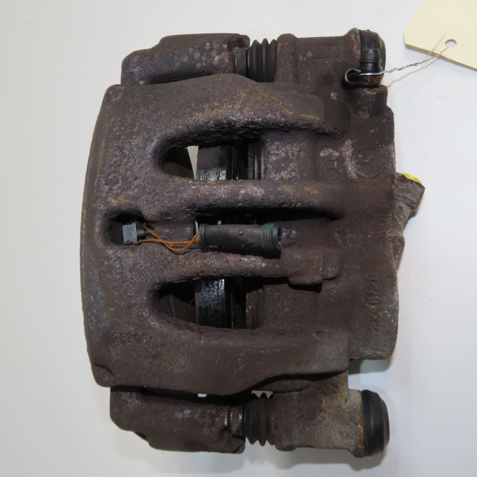 Etrier de frein avant gauche occasion MERCEDES VITO II Phase 1 10-2003->09-2010 109 CDI 88ch 44205383 4