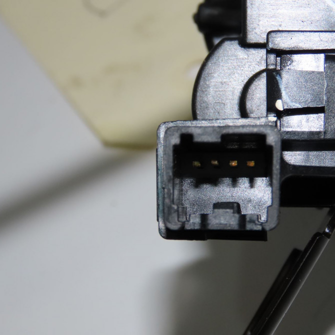 Serrure coffre arrière occasion FORD MUSTANG VII phase 1 06-2015->... 2010532 5