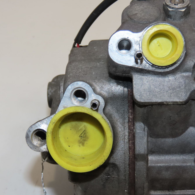 Compresseur air conditionne occasion B.M.W. SERIE 5 V Phase 1 04-1995->04-1999 530D 64509180547 4