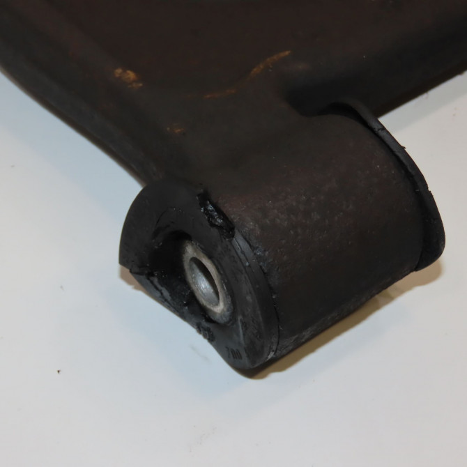 Triangle inf avd occasion  7D0407152A 3