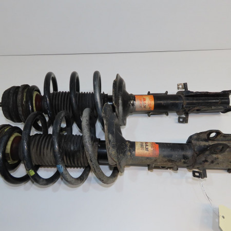 Amortisseur avant droit occasion MERCEDES VITO II Phase 1 10-2003->09-2010 109 CDI 88ch 6393206013