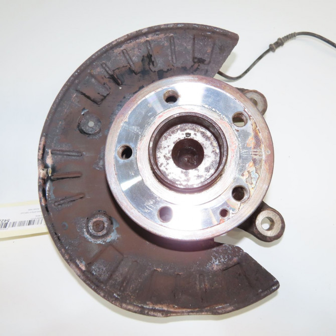 Moyeu avg occasion MERCEDES VITO II Phase 1 10-2003->09-2010 109 CDI 88ch 1