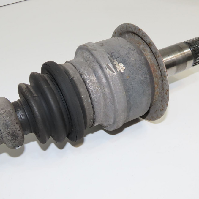 Transmission arrière gauche occasion MERCEDES VITO II Phase 1 10-2003->09-2010 109 CDI 88ch 6393501710 3