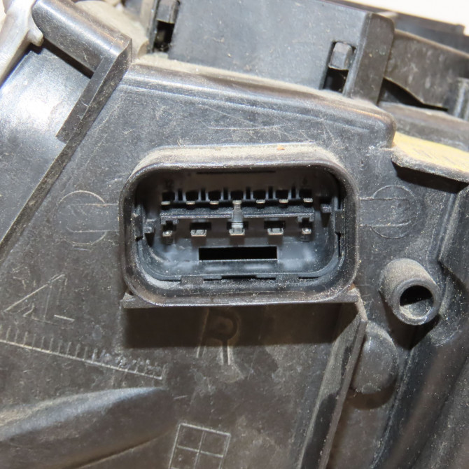 Phare droit occasion B.M.W. SERIE 3 V 658941016 3