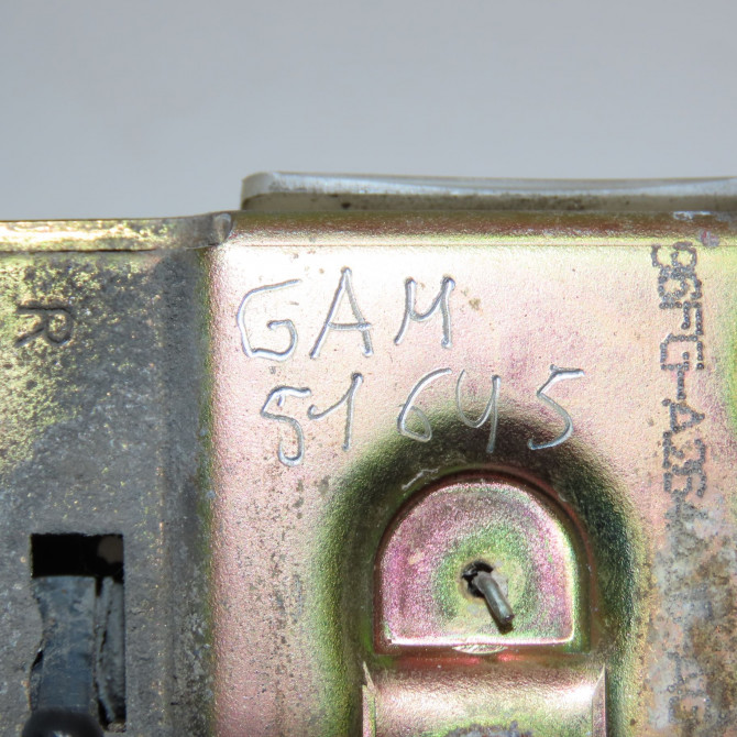 Serrure porte ard occasion FORD FIESTA IV Phase 1 09-1995->09-1999 1.8 D 4594921 4