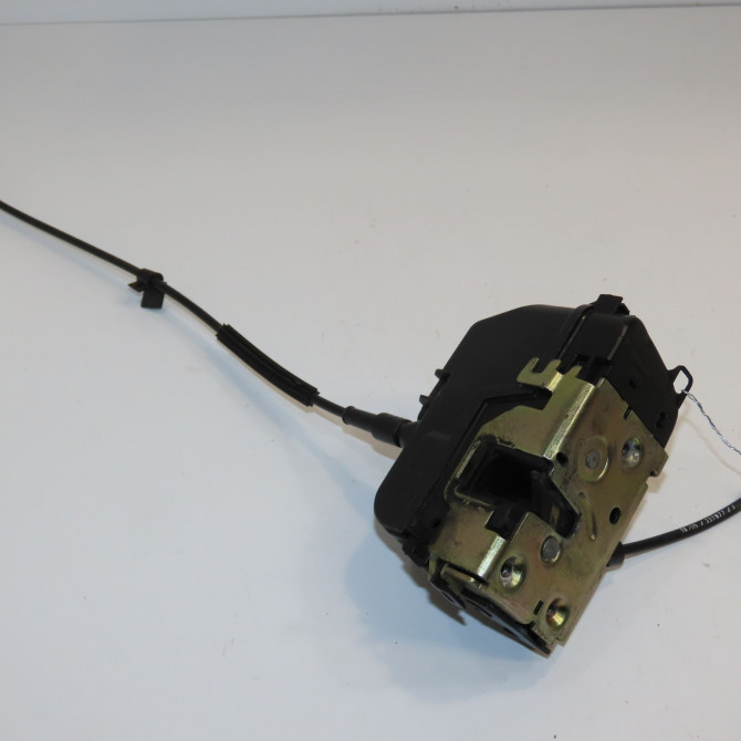 Serrure porte ard occasion RENAULT LAGUNA II Phase 2 03-2005->09-2007 1.9 DCI 120ch 8200000658 1