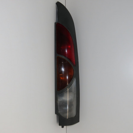 Feu arrière droit occasion RENAULT KANGOO I Phase 1 09-1997->06-2003 1.9 D 65ch 8200103292