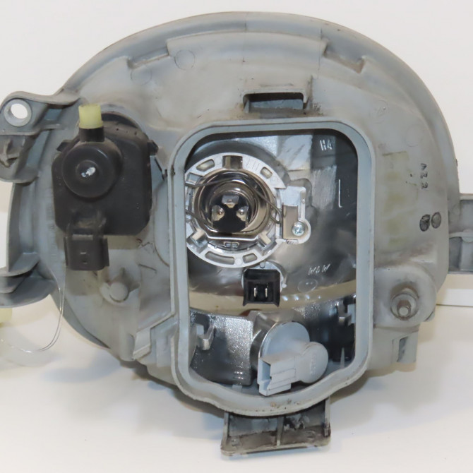 Phare gauche occasion RENAULT TWINGO I Phase 3 08-2000->06-2007 1.2i 7701049686 2