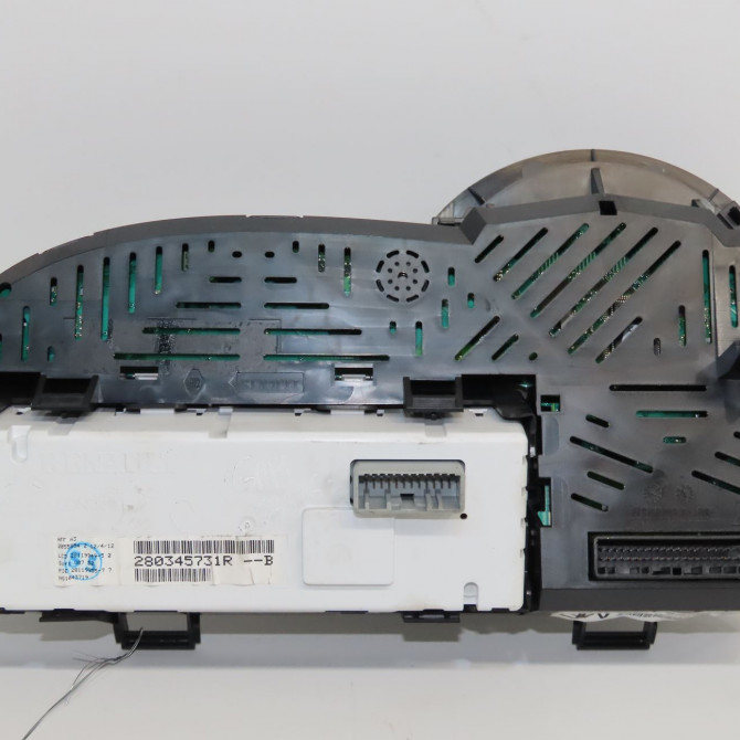 Compteur occasion RENAULT TWINGO II Phase 2 12-2011->12-2014 1.2i 16v 75ch 8201462040 2