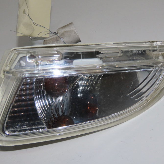 Clignotant gauche occasion RENAULT TWINGO II Phase 2 12-2011->12-2014 1.2i 16v 75ch 261656873R 1