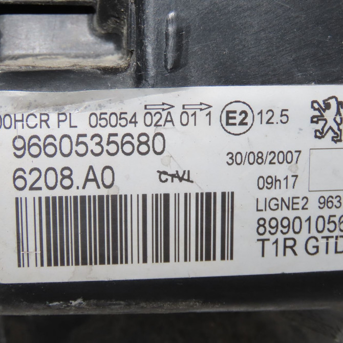 Phare gauche occasion PEUGEOT 206 Phase 2 02-2003->02-2009 1.4 HDI 70ch 6208A0 4
