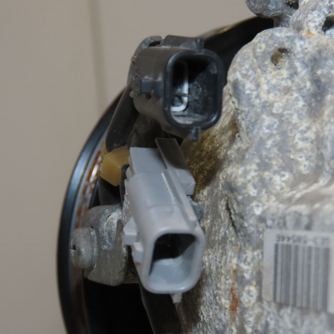 Compresseur air conditionne occasion RENAULT MEGANE III Phase 3 10-2013->... 1.5 DCI 110ch 926004EA0A 4