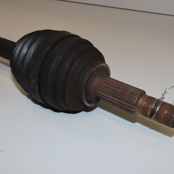 Transmission avant droite occasion RENAULT MODUS Phase 2 01-2008->12-2012 1.6i 16v 110ch 8200261838 2