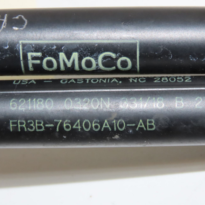 Verin droit coffre arrière occasion FORD MUSTANG VII phase 1 06-2015->... 1940531 2