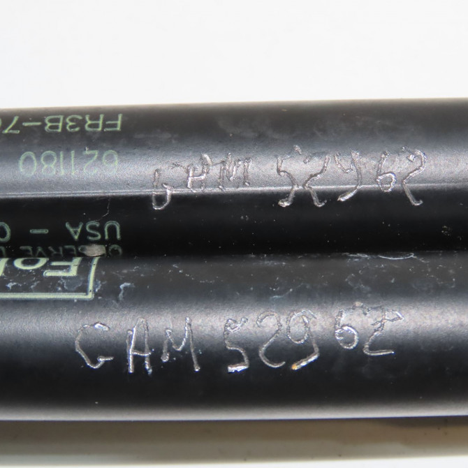 Verin droit coffre arrière occasion FORD MUSTANG VII phase 1 06-2015->... 1940531 3