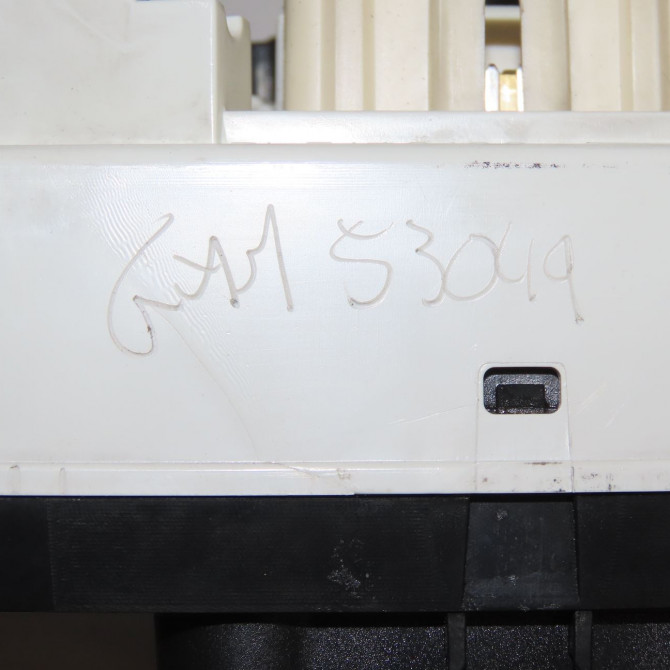 Commande de chauffage occasion RENAULT KANGOO II Phase 1 01-2008->03-2013 1.5 DCI 75ch 275109404R 4