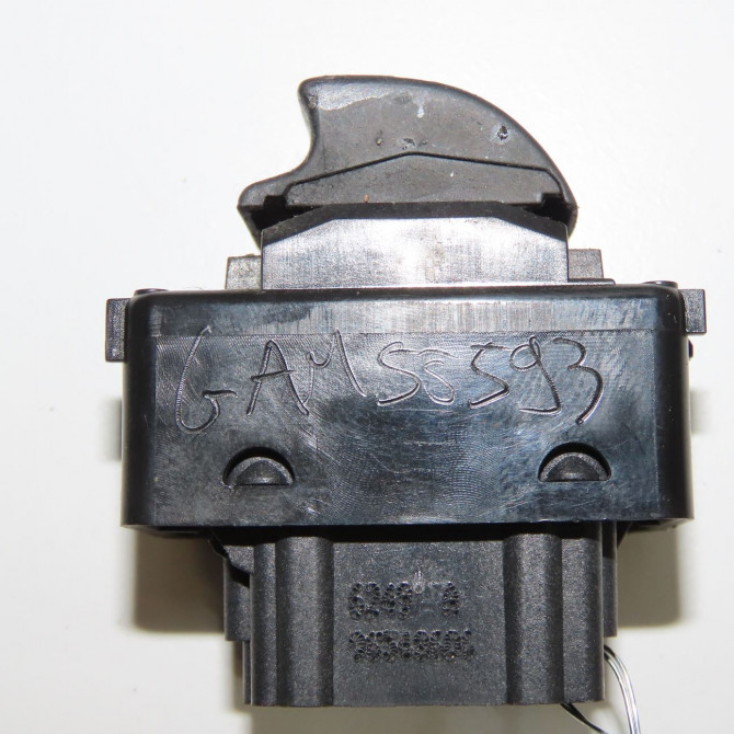 Commande lève-glace porte avant droite occasion PEUGEOT 207 Phase 1 04-2006->06-2013 1.4 HDI 70ch 6554QK 4