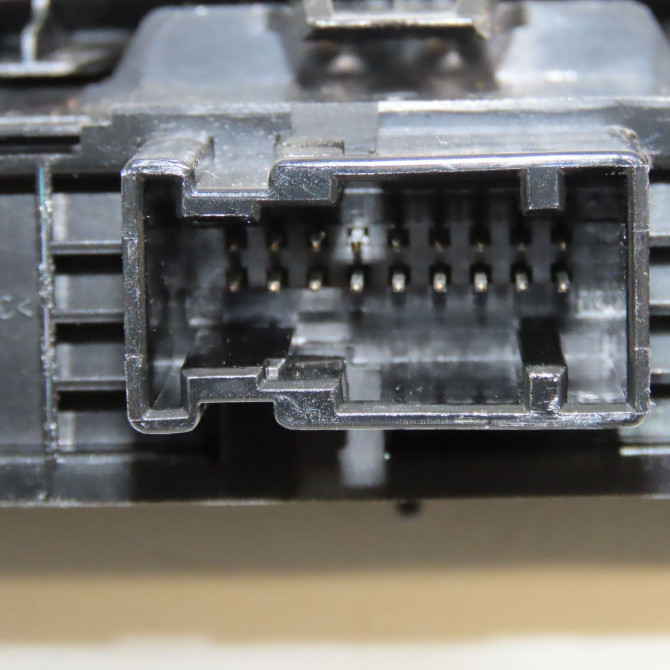 Bouton de warning occasion PEUGEOT 308 I Phase 2 04-2011->12-2014 1.6 E-HDI 115ch 98060427XT 3