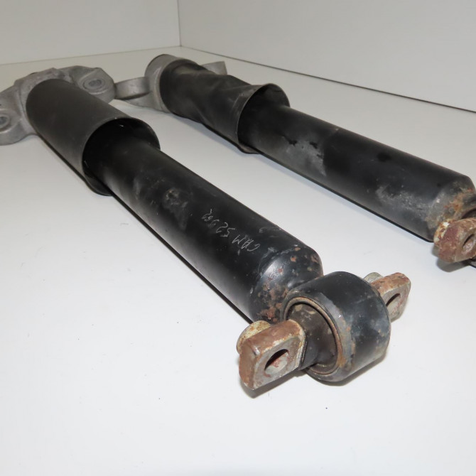 Amortisseur arrière droit occasion FORD MUSTANG VII phase 1 06-2015->... 2400533 3