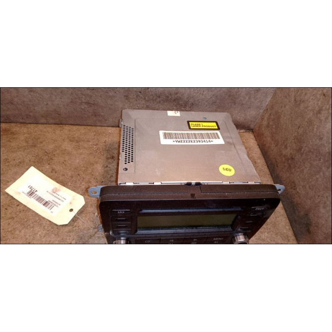 Autoradio occasion VOLKSWAGEN GOLF V Phase 1 11-2003->10-2008 1.6 102ch 1K0057180M 2