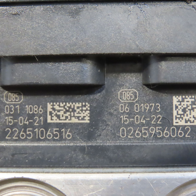 Unité hydraulique ABS occasion PEUGEOT 308 II 308 II Phase 1 2013-06-01->2017-08-31 1.6 e-HDi 115ch 1613414980 4