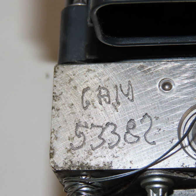 Unité hydraulique ABS occasion PEUGEOT 308 II 308 II Phase 1 2013-06-01->2017-08-31 1.6 e-HDi 115ch 1613414980 5