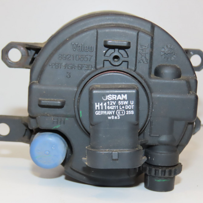 Phare antibrouillard avant gauche occasion TOYOTA YARIS II Phase 1 12-2005->11-2009 1.4 D-4D 812200D042 2