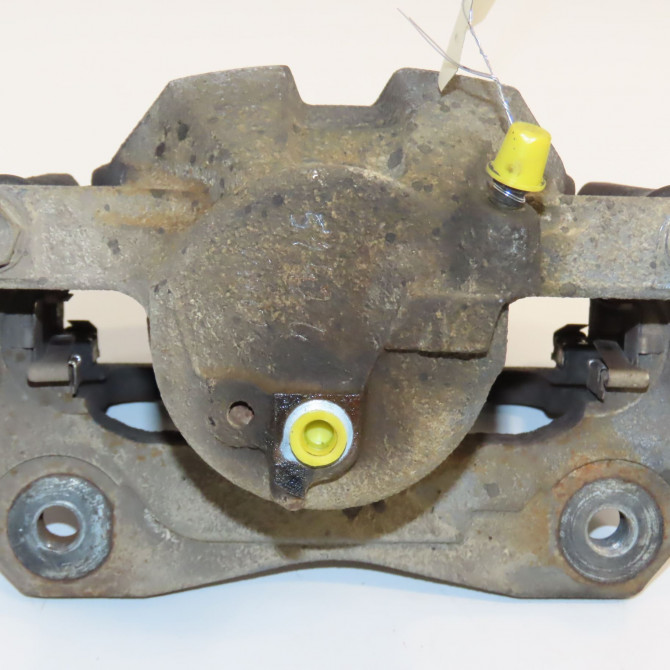 Etrier de frein avant droit occasion TOYOTA RAV4 III Phase 3 04-2010->01-2013 4773042091 3