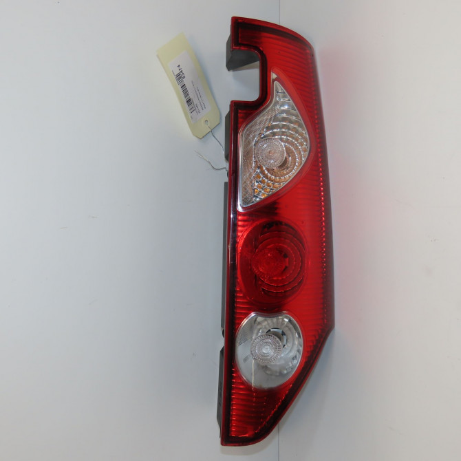 Feu arrière droit occasion RENAULT KANGOO II Phase 1 01-2008->03-2013 1.5 DCI 90ch 8200419952 1