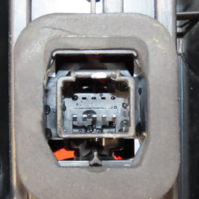 Feu arrière droit occasion RENAULT KANGOO II Phase 1 01-2008->03-2013 1.5 DCI 90ch 8200419952 3