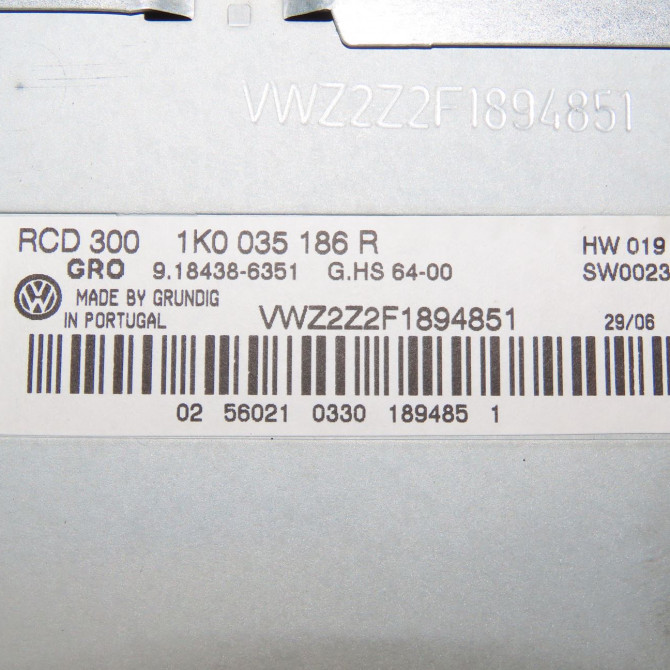 Autoradio occasion VOLKSWAGEN GOLF V Phase 1 11-2003->10-2008 1.9 TDI 105ch 1K0057180M 4