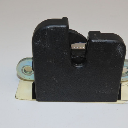 Serrure hayon occasion VOLKSWAGEN GOLF V Phase 1 11-2003->10-2008 1.9 TDI 105ch 1K6827505F9B9