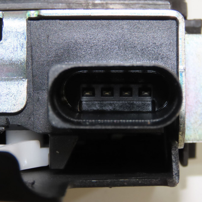 Serrure hayon occasion VOLKSWAGEN GOLF V Phase 1 11-2003->10-2008 1.9 TDI 105ch 1K6827505F9B9 3