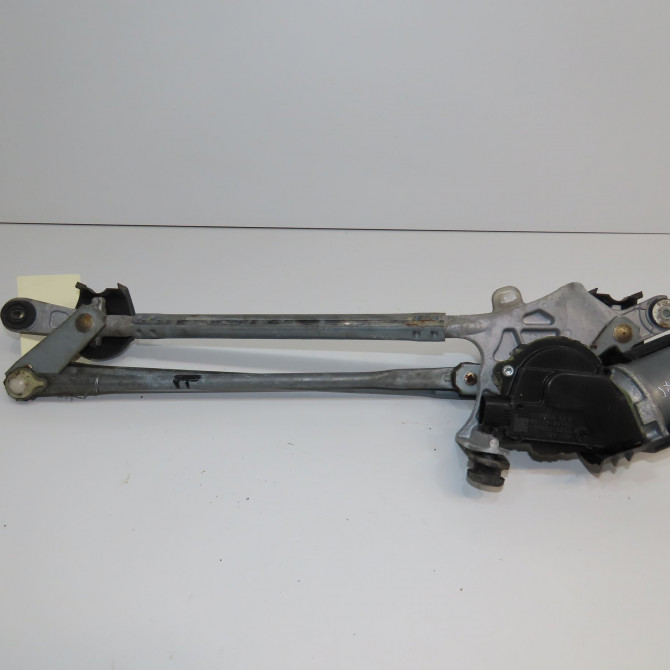 Moteur essuie-glace avant occasion TOYOTA RAV4 III Phase 1 02-2006->11-2009 177 D-4D 8511042150 2