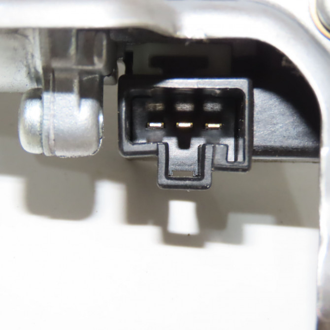 Moteur essuie-glace arrière occasion TOYOTA RAV4 III Phase 1 02-2006->11-2009 177 D-4D 8513042061 3