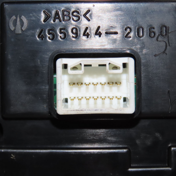 Commande de chauffage occasion TOYOTA RAV4 III Phase 1 02-2006->11-2009 177 D-4D 5590042250B0 3