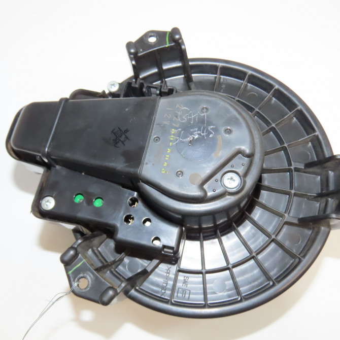 Ventilateur de chauffage occasion TOYOTA RAV4 III Phase 1 02-2006->11-2009 177 D-4D 8710302150 3