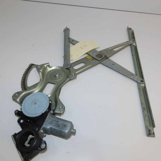 Mecanisme+moteur leve-glace avg occasion TOYOTA RAV4 III Phase 1 02-2006->11-2009 177 D-4D 6980252080 1