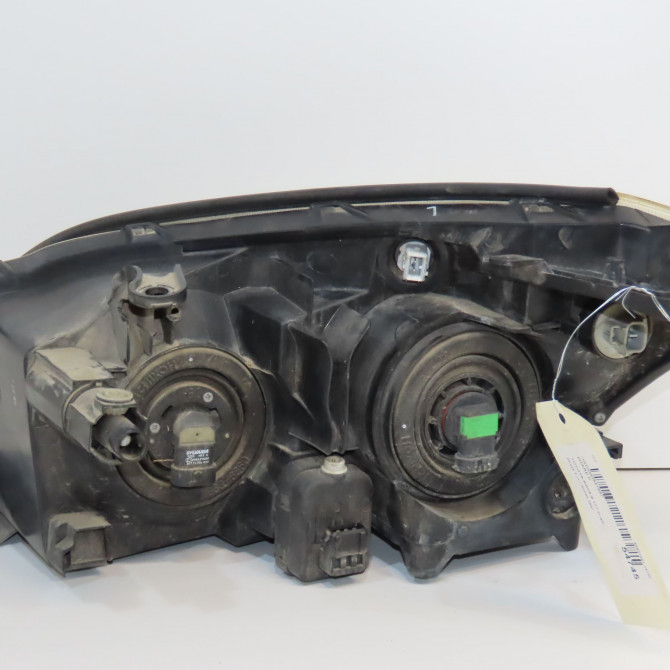 Phare droit occasion TOYOTA RAV4 III Phase 1 02-2006->11-2009 177 D-4D 8113042360 2