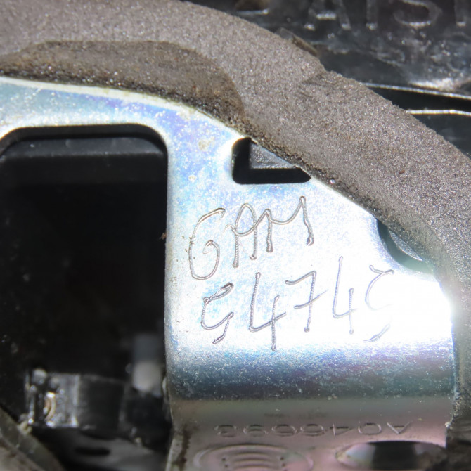 Serrure porte avd occasion TOYOTA RAV4 III Phase 1 02-2006->11-2009 177 D-4D 6903042221 5