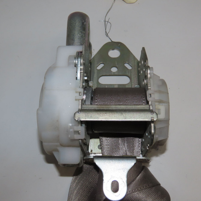 Ceinture avant droite occasion TOYOTA RAV4 III Phase 1 02-2006->11-2009 177 D-4D 7321042320B2 2