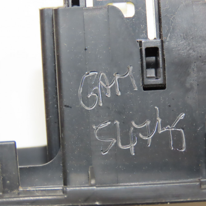 Commande lève-glace porte avant droite occasion TOYOTA RAV4 III Phase 1 02-2006->11-2009 177 D-4D 848100D030 4