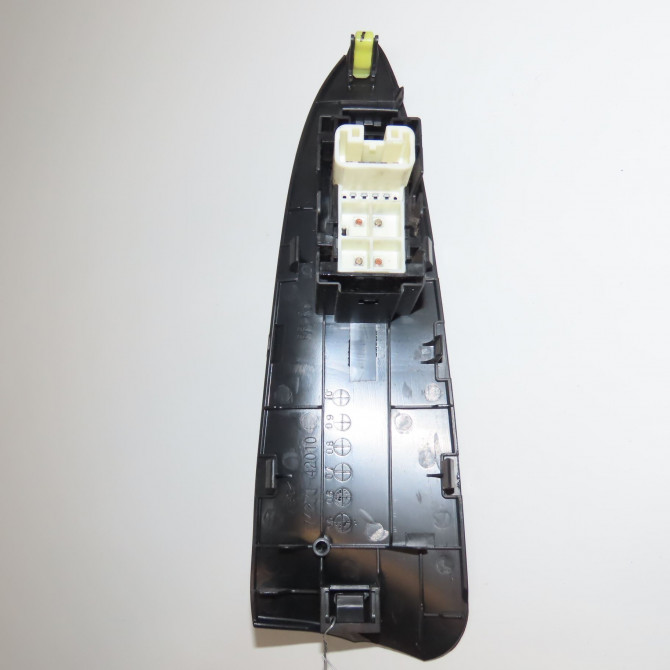 Commande leve-glace porte arrière droite occasion TOYOTA RAV4 III Phase 1 02-2006->11-2009 177 D-4D 848100D030 2