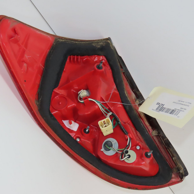 Feu arrière droit occasion TOYOTA RAV4 III Phase 1 02-2006->11-2009 177 D-4D 8155142091 2